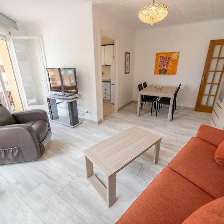 Homeholidaysrentals Santmartin - Costa Barcelona Apartment *